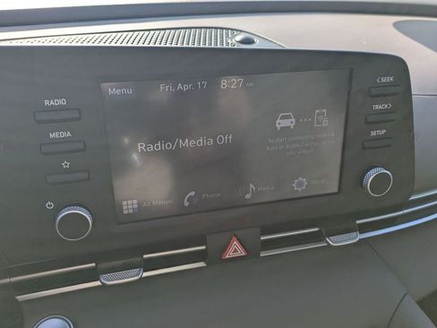 Certified 2025 Hyundai Elantra Sport FWD image 21