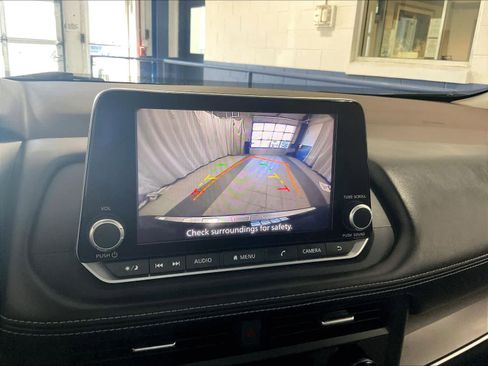 Certified 2023 Nissan Rogue SV AWD/4WD image 19