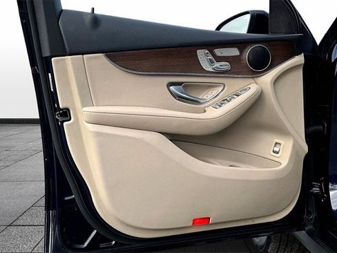 Certified 2021 Mercedes-Benz GLC 300 4MATIC image 20