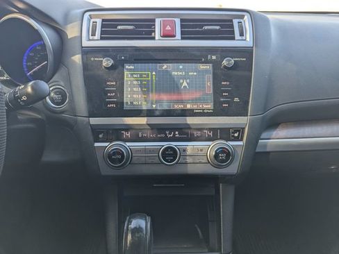 Used 2015 Subaru Outback 2.5i Limited AWD/4WD image 7