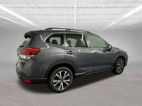 Used 2020 Subaru Forester Limited image 6