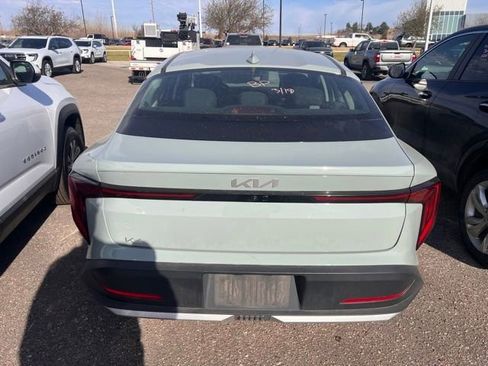 Used 2025 Kia K4 LXS image 4