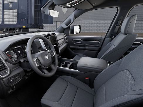 New 2026 RAM 1500 4x4 Crew Cab image 22