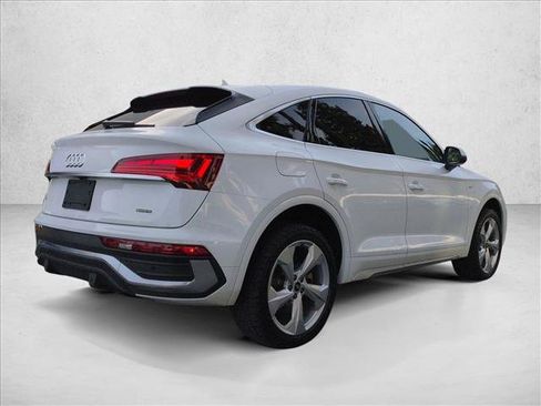 Used 2021 Audi Q5 2.0T Premium Plus w/ Premium Plus Package AWD/4WD image 5