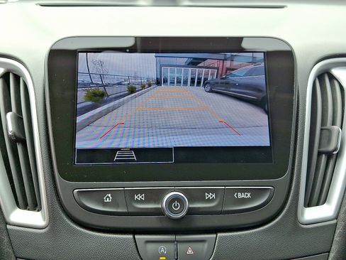 Used 2023 Chevrolet Malibu LT image 17