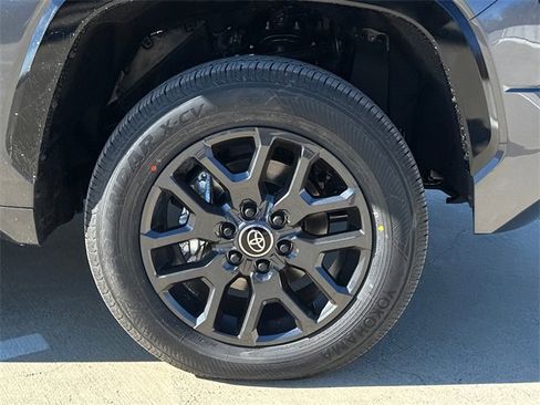 New 2025 Toyota Tundra Platinum image 7