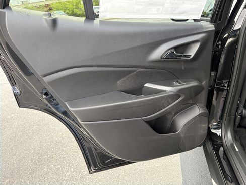 New 2026 Chevrolet Trax LT FWD image 21