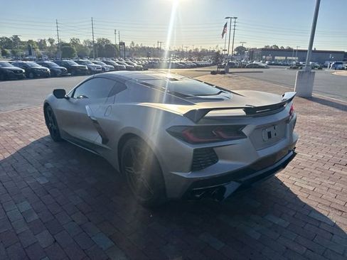 Used 2022 Chevrolet Corvette Stingray Preferred Cpe w/ Z51 Performance Package RWD image 7