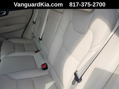 Used 2021 Volvo XC60 T5 Inscription w/ Advanced Package AWD/4WD image 25