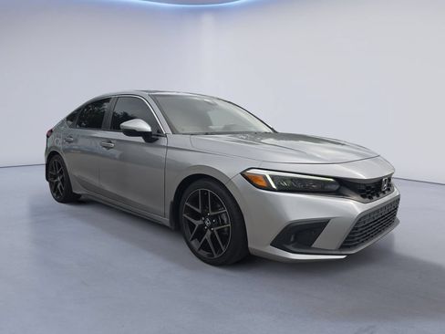 Used 2024 Honda Civic Sport Touring image 9