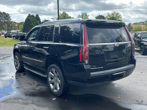 Used 2016 Cadillac Escalade Luxury AWD/4WD image 5