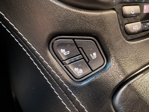 Used 2019 Chevrolet Tahoe Premier AWD/4WD image 36