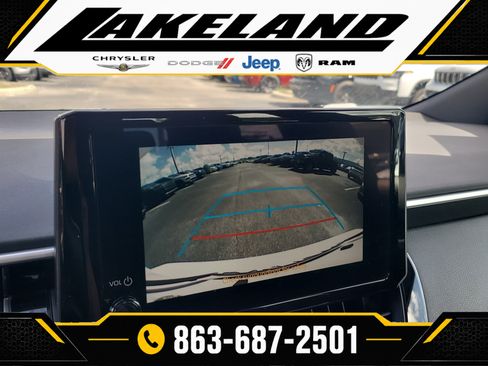 Used 2025 Toyota Corolla SE FWD image 22