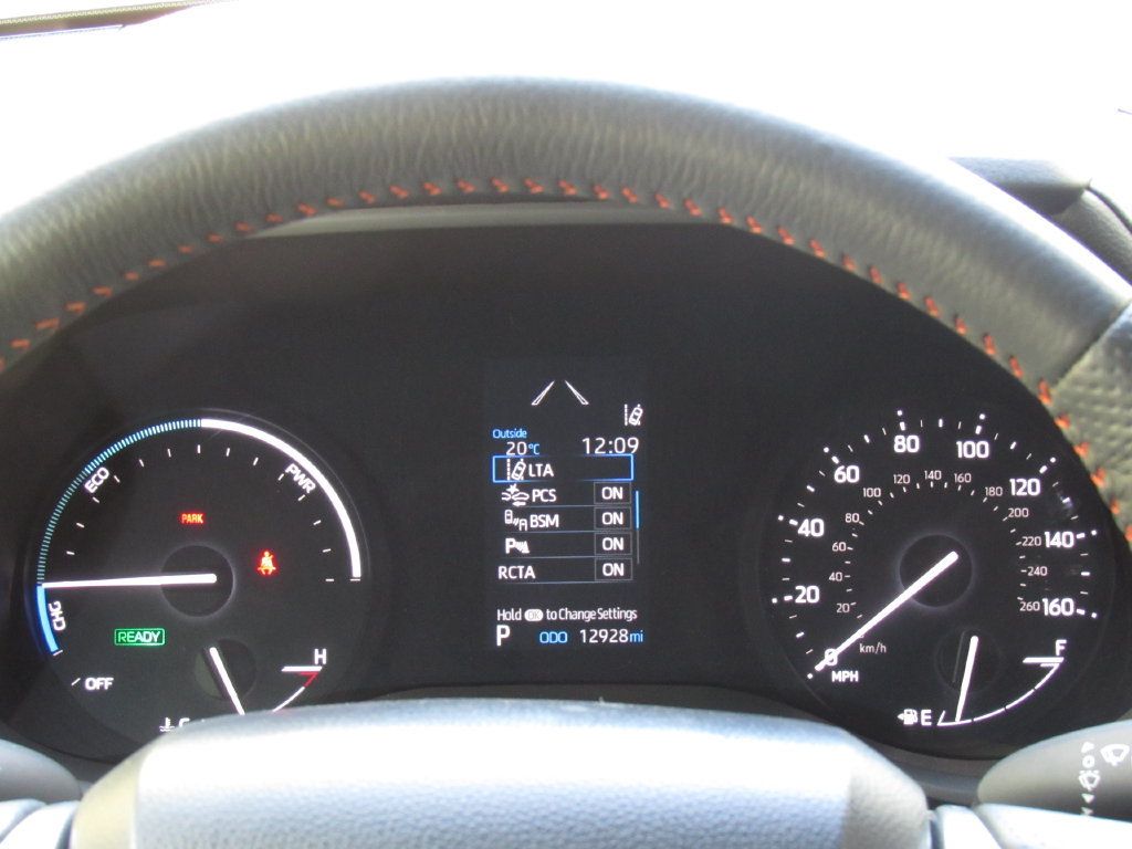 Used 2024 Toyota Sienna XSE AWD/4WD image 26