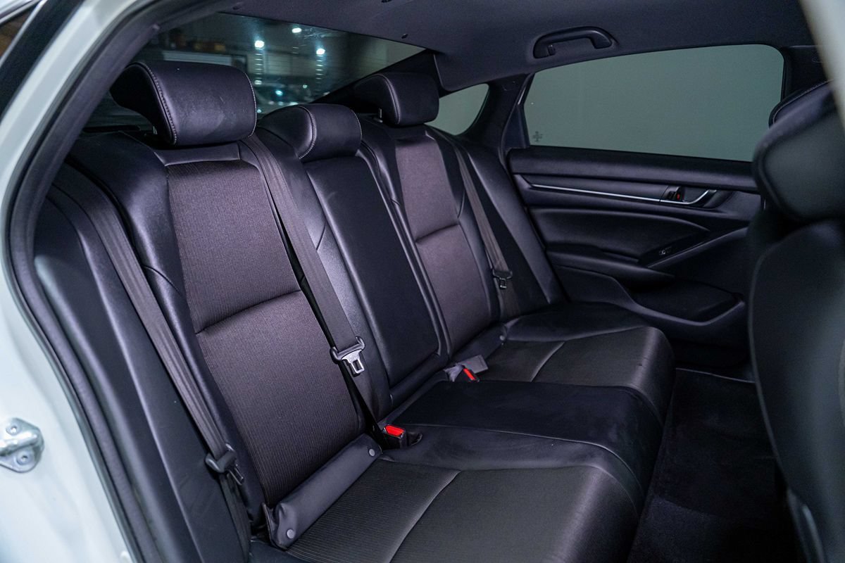 Used 2022 Honda Accord Sport image 18