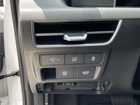 New 2025 Hyundai Sonata Limited image 11