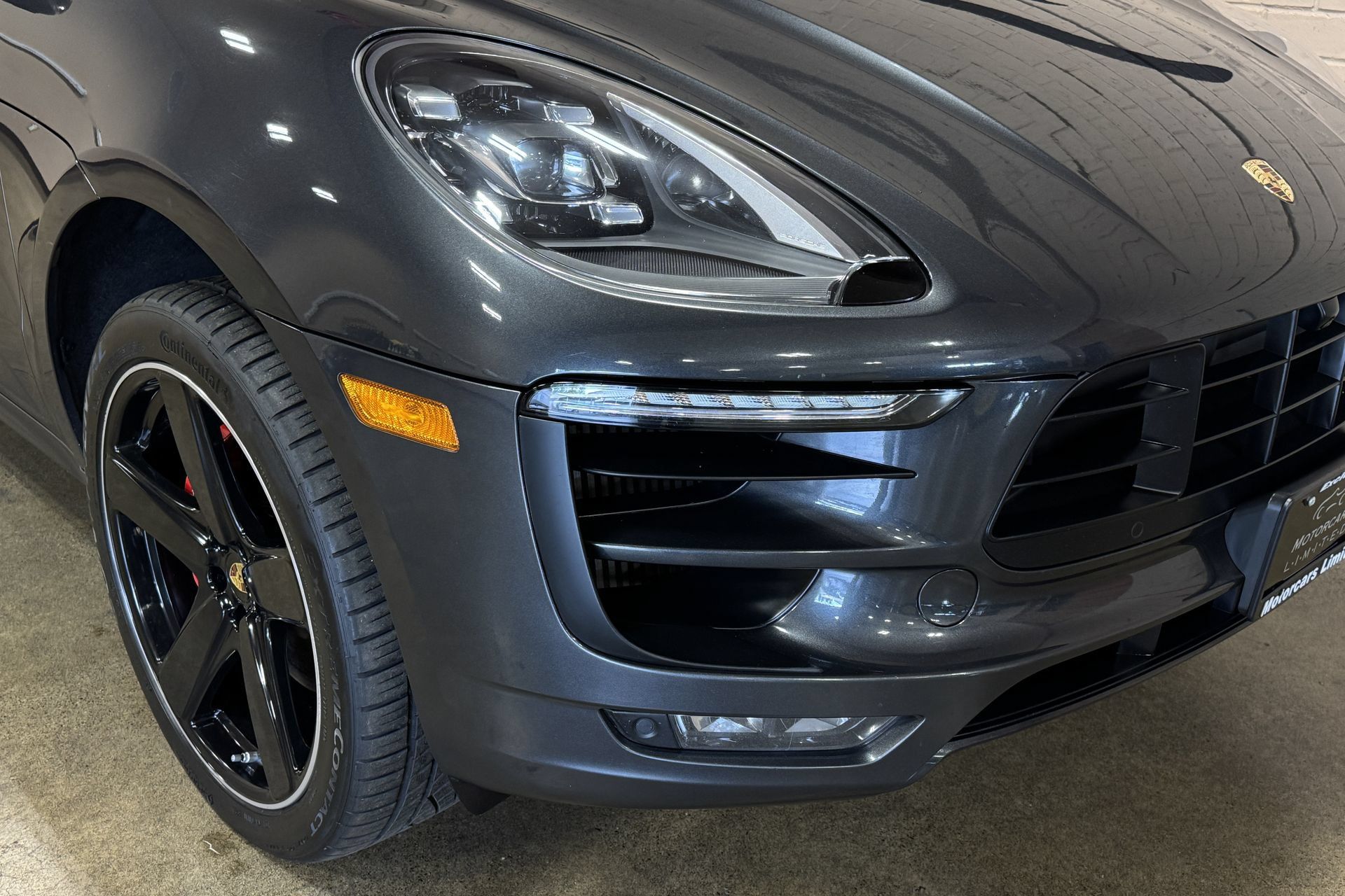 Used 2018 Porsche Macan GTS AWD/4WD image 14
