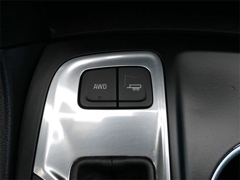 Used 2020 Chevrolet Equinox LT image 19