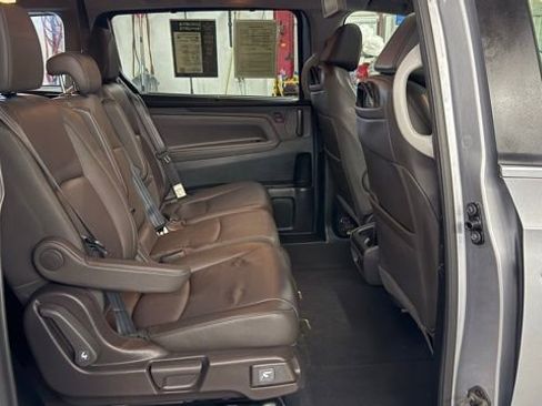 Used 2018 Honda Odyssey EX-L image 24