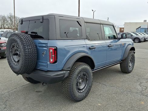 New 2025 Ford Bronco Badlands w/ Sasquatch Package AWD/4WD image 4