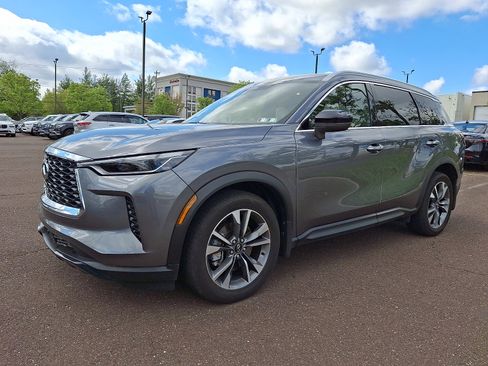 Certified 2025 INFINITI QX60 Luxe image 3
