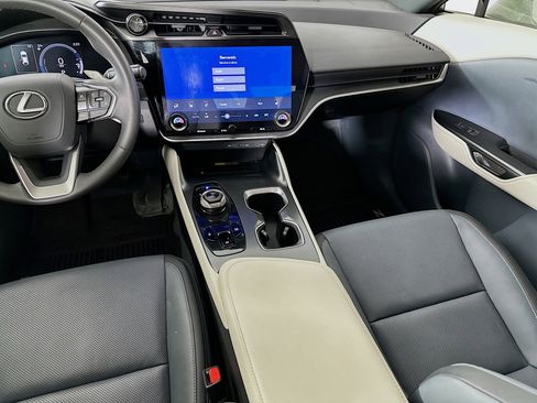 Used 2024 Lexus RZ 450e Premium w/ Accessory Package (Z1) image 25