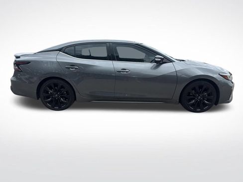 Certified 2023 Nissan Maxima SR w/ Sport Mat Group FWD image 4