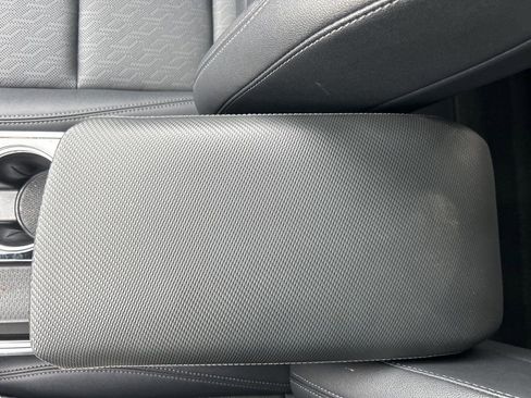 Used 2025 Chevrolet Equinox LT w/ Convenience Package II image 46