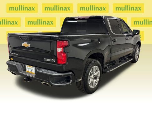 Used 2021 Chevrolet Silverado 1500 High Country w/ Technology Package AWD/4WD image 19