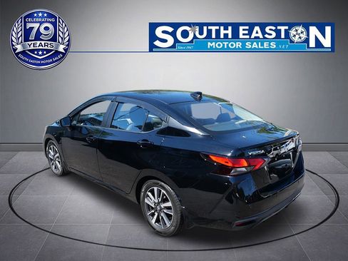 Used 2020 Nissan Versa SV FWD image 5