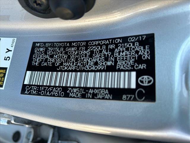 Used 2017 Toyota Prius Three w/ Carpet Mat Package FWD image 23