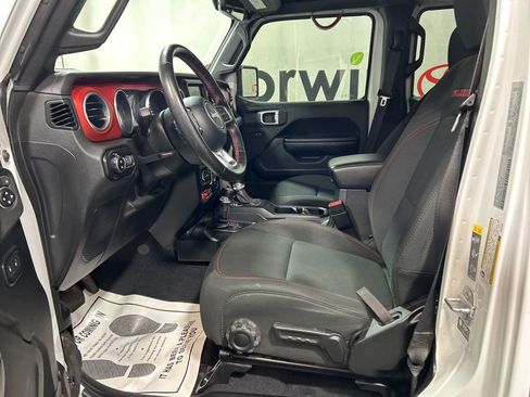 Used 2021 Jeep Gladiator Rubicon image 21