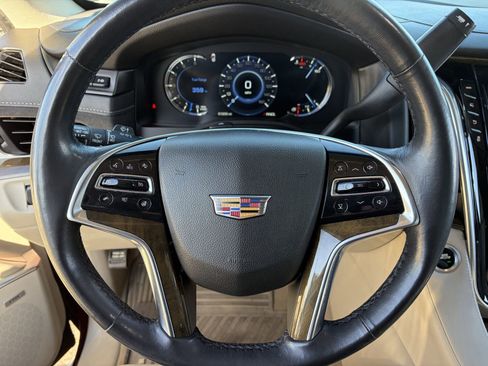 Used 2019 Cadillac Escalade ESV Luxury w/ LPO, Radiant Package AWD/4WD image 23