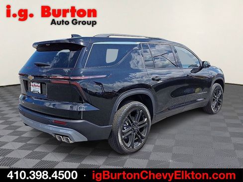 New 2026 Chevrolet Traverse LT w/ Driver Confidence Package AWD/4WD image 4