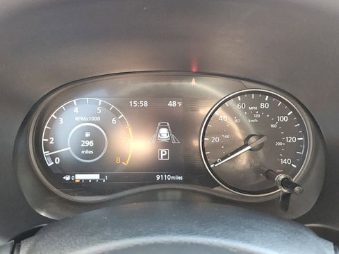 Used 2024 Nissan Kicks SV image 14