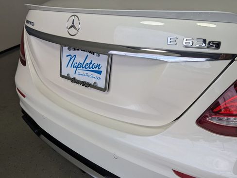Used 2018 Mercedes-Benz E 63 AMG S image 8