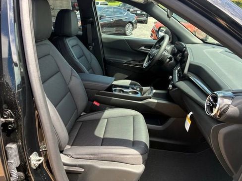 New 2026 Chevrolet Equinox LT FWD image 7