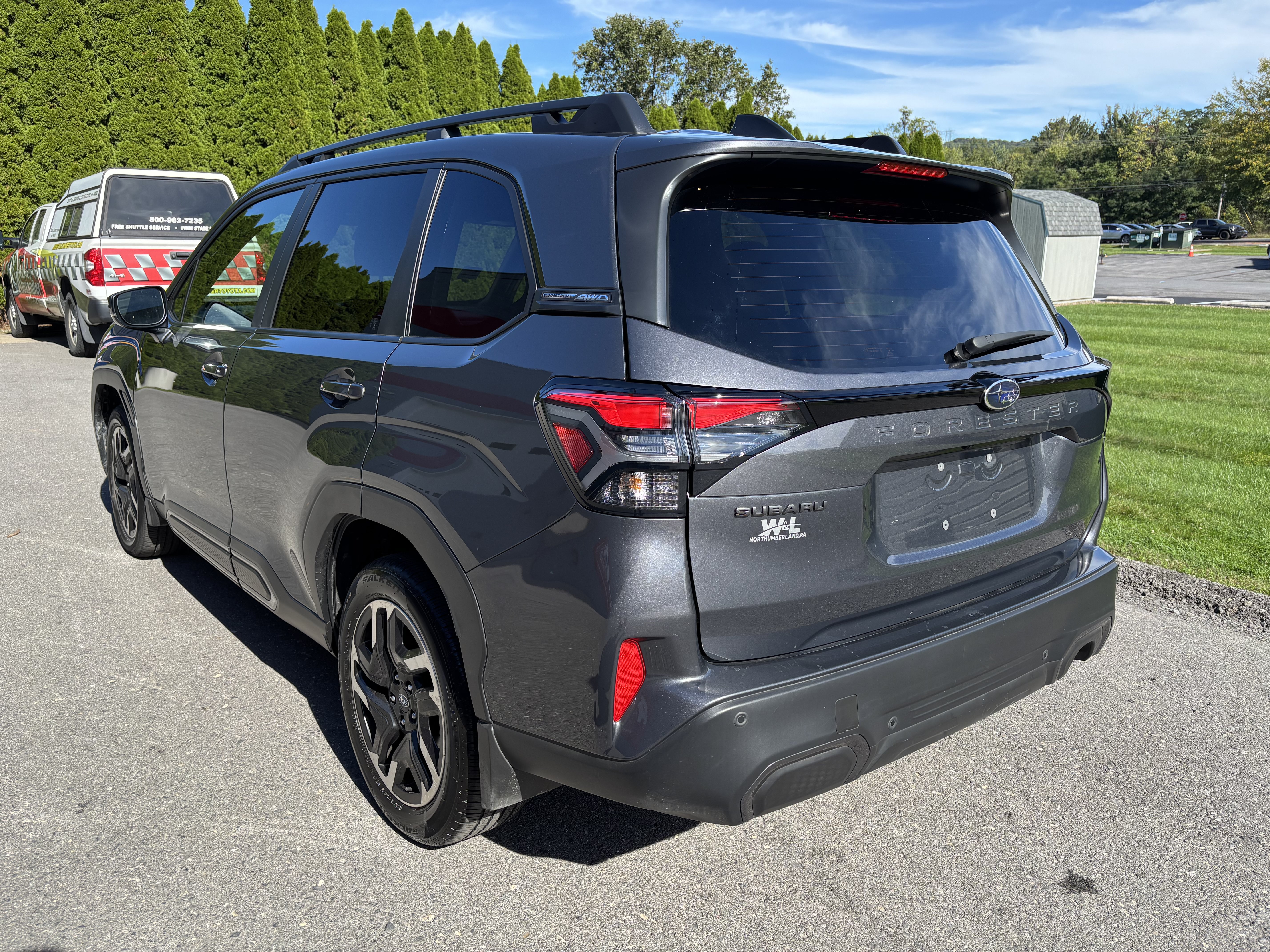 Used 2025 Subaru Forester Limited AWD/4WD image 6