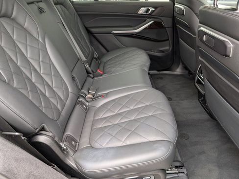 Used 2025 BMW X7 xDrive40i w/ Parking Assistance Package AWD/4WD image 23