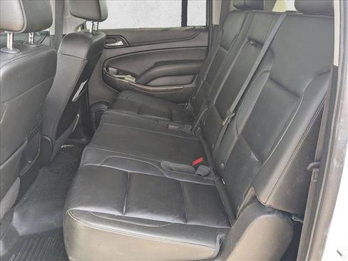Used 2020 Chevrolet Suburban LT AWD/4WD image 17