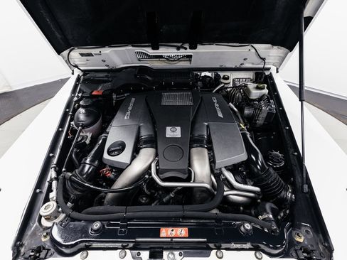 Certified 2018 Mercedes-Benz G 63 AMG 4MATIC image 30