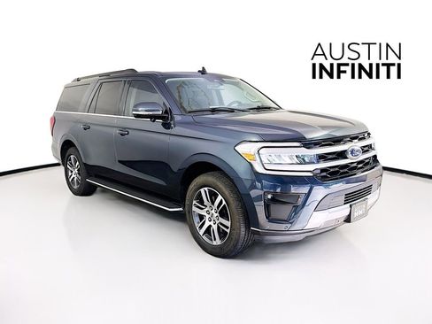 Used 2023 Ford Expedition Max XLT image 1