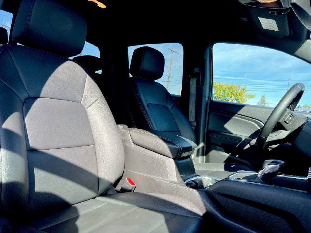 Used 2023 GMC Canyon Elevation w/ Elevation Premium Package AWD/4WD image 21