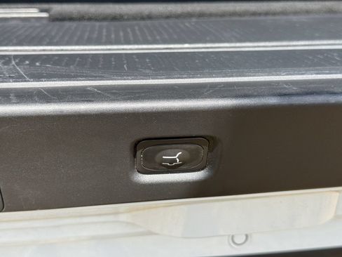 Certified 2025 Ford Expedition Active RWD image 17