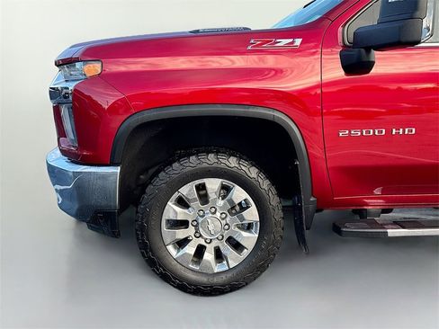 Used 2021 Chevrolet Silverado 2500 LTZ w/ LTZ Convenience Package image 12