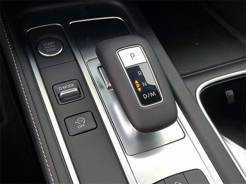 Used 2025 INFINITI QX60 Pure image 15