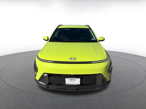 Used 2025 Hyundai Kona SEL image 4