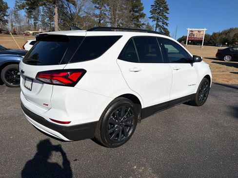 Used 2023 Chevrolet Equinox RS w/ RS Leather Package image 5