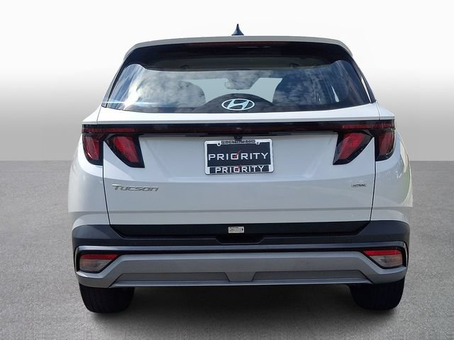 Used 2025 Hyundai Tucson SE AWD/4WD image 5