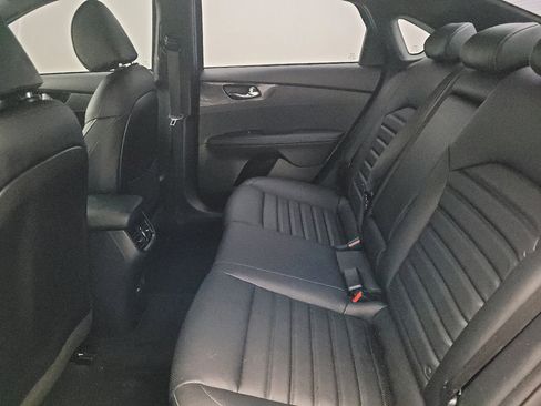 Used 2022 Kia Forte GT-Line w/ GT-Line Premium Package image 18